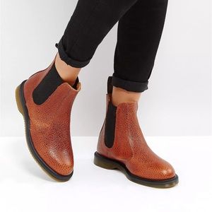 Dr Martens Kensington Flora Chestnut Chelsea Boots size 7 excellent condition!
